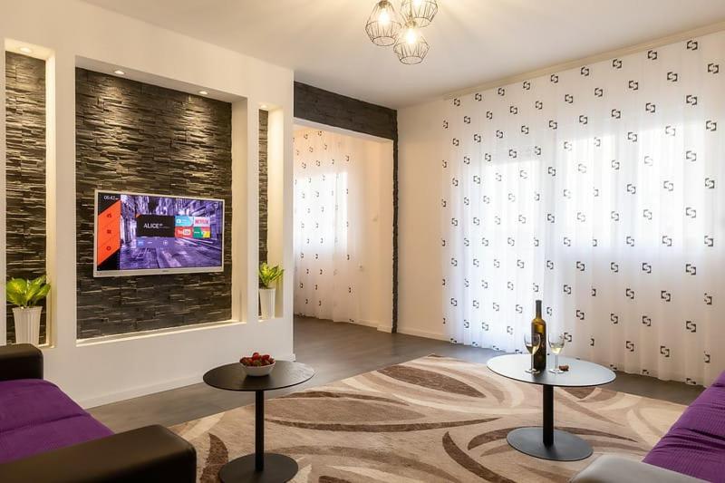Apartman Melani Слуни Экстерьер фото