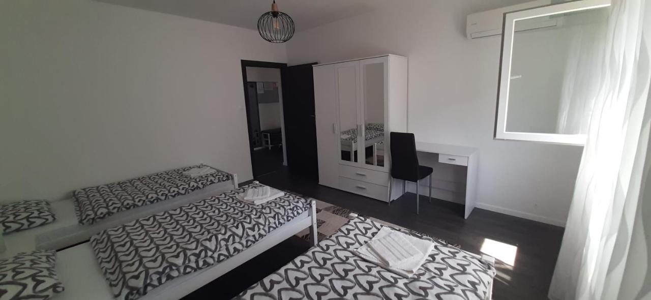 Apartman Melani Слуни Экстерьер фото